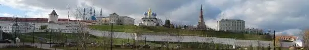 При обзоре восточной стены кремль не менее живописен В 1558 году английские - фото 32