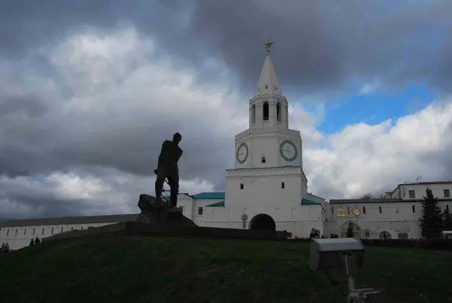 Монумент Мусе Джалилю Автор памятника скульптор В Цигаль Мемориал - фото 42