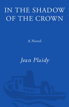 Виктория Холт In the Shadow of the Crown обложка книги