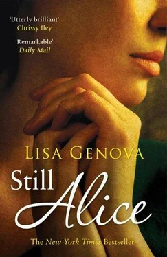 Lisa Genova Still Alice обложка книги