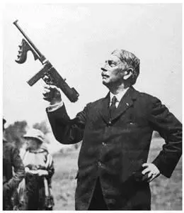 General John T Thompson and his legendary gun Library of Congress top - фото 69