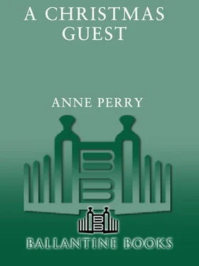 Anne Perry A Christmas Guest обложка книги