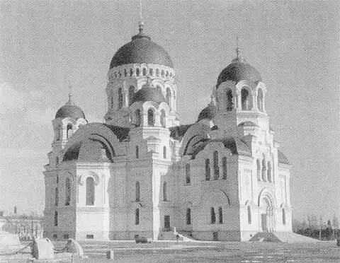Войсковой Вознесенский собор в Новочеркасске Триумфальная арка в - фото 71