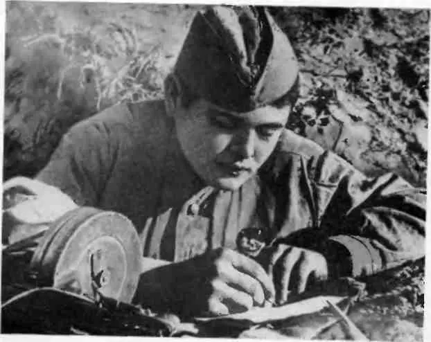 А И Яковлев 1942 г М О Альтгаузен и И Ф Орехов 1944 г Вот он - фото 23