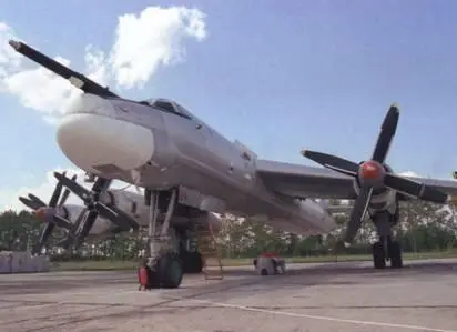 Ту95МС на стоянке Аэродром Дягилево Ту95МС в сопровождении истребителей - фото 87