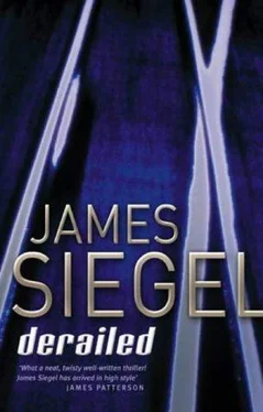 Siegel, James Derailed обложка книги