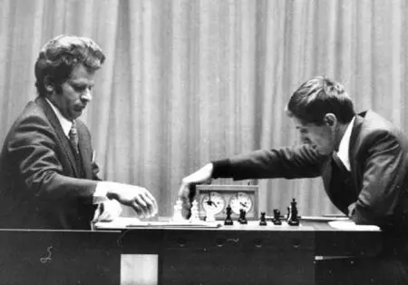 In 1972 Fischer finally reached the summit of chess playing in Iceland for the - фото 91