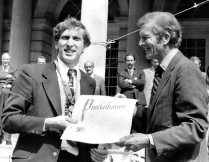 Back in the United States Bobby had become Americas hero by defeating the - фото 93