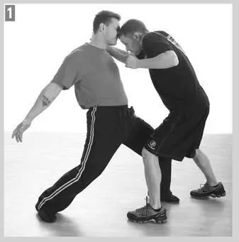 Hammerfist Punch Just like elbows hammerfist punches can be delivered at - фото 123