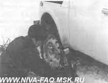 В любом случае контакт надо исключить Если машина застряла в песке или снегу - фото 69