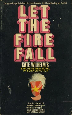 Kate Wilhelm Let the Fire Fall обложка книги