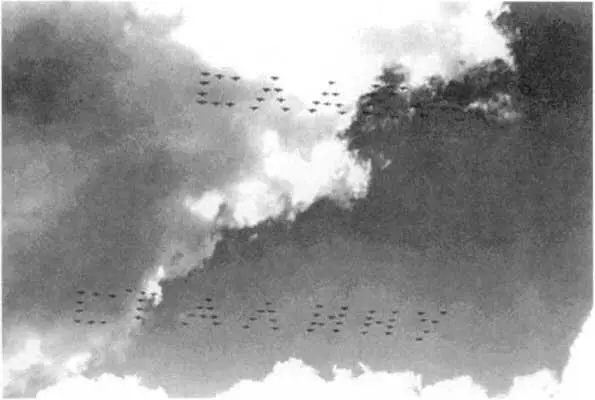 Праздник авиации в Тушино Конец 1940х гг Оживленным и ярким был Зимний клуб - фото 13