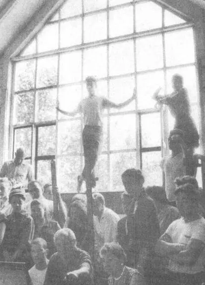 Летняя школа Ханса Хоффмана в Провинстауне 1956 год фото Арнольда Ньюмана В - фото 7