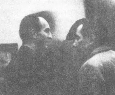Фрэнк ОХара и Франц Клайн в таверне Кедр март 1959 года В 1954 году Джанет - фото 16