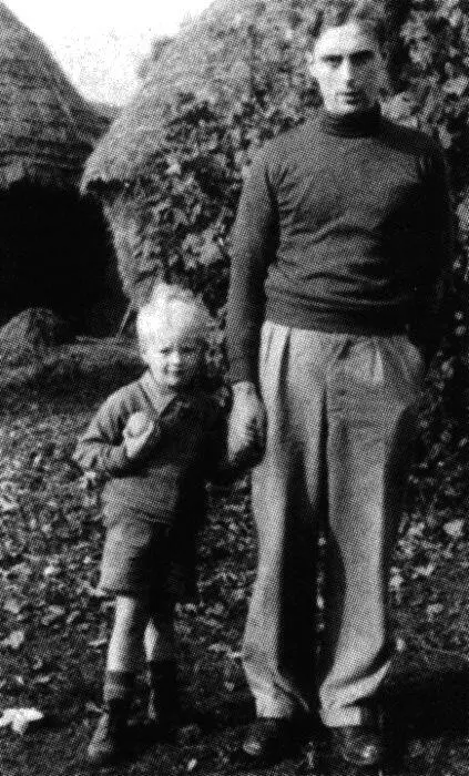 Хью Александер с сыном АрлингтонХолл Давид Балм - фото 1