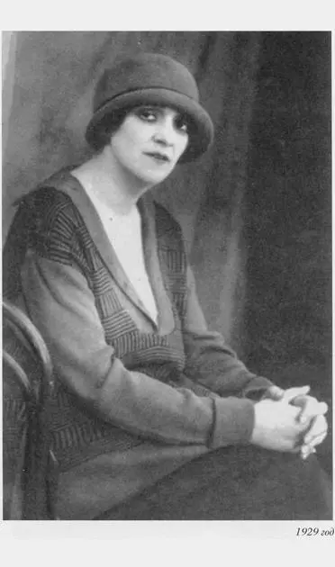 1929 год Одна из первых ролей в Москве Раневская в роли Зинки в - фото 6