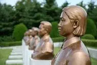 Revelutionary Martyrs Cemetery on Mount Taesong Review All of these - фото 7