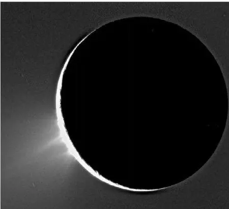 Рис 817 Значительная часть фонтанирующей воды покидает Энцелад и - фото 212