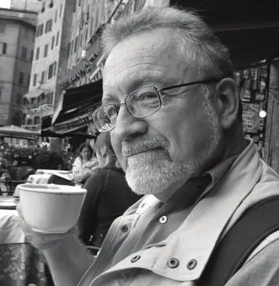 ROBERT DEVEREAUX made his professional debut in Pulphouse Magazine in the late - фото 2