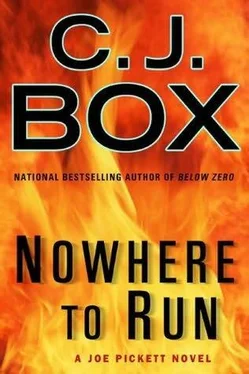 C. Box Nowhere to Run обложка книги