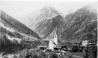 Рис1 Beautiful Loetschental Valley about a mile above sea level About two - фото 1