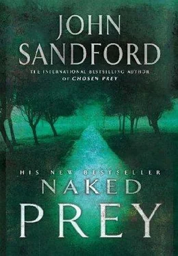 John Sandford Naked Prey обложка книги