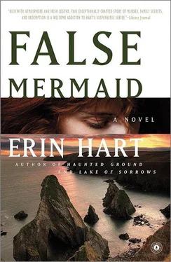 Erin Hart False Mermaid обложка книги