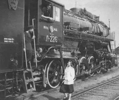 Расцвет паровозной эры 19401950е годы Паровик прибыл Видны грибы - фото 19