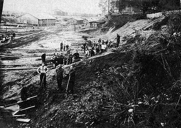 Заключенные за работой 1940е гг Открытие Олимпиады 1953го г Рауль - фото 13