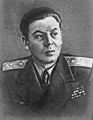 Гвардии генерал лейтенант авиации Василий Иосифович Сталин 1949 г Соломон - фото 21