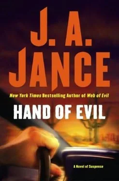 J. Jance Hand of Evil обложка книги