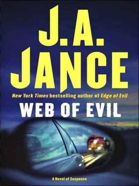 J. Jance Web of Evil обложка книги