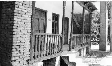 4 The balcony of one of the houses Stalin grew up in a shrinecomplex was - фото 9