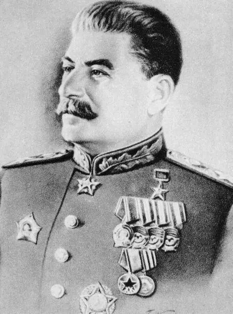 32 Generalissimus Stalin in 1945 The image disguises the haggard reality of - фото 37