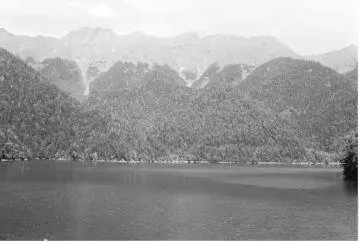 41 View across Lake Ritsa towards the mountains of the Caucasus Stalins - фото 46