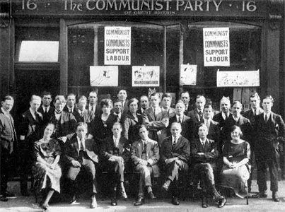33 Leaders and militants of the Communist Party of Great Britain in the early - фото 40