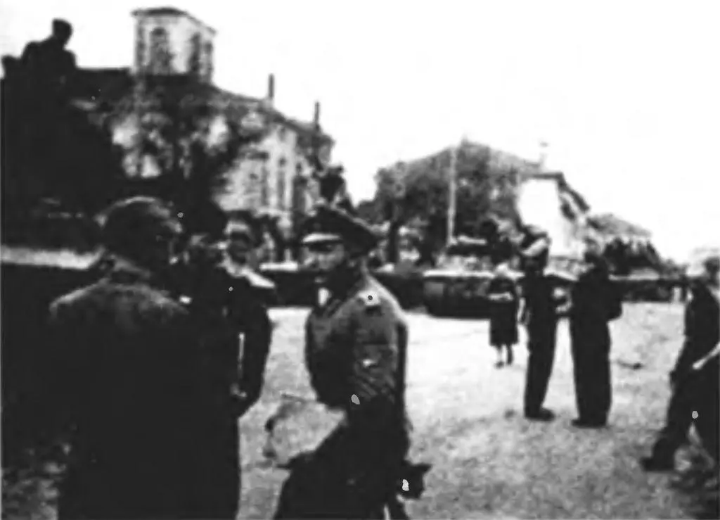 Октябрь 1943 года Начало подготовки к оставлению Италии Фриц Хартель родился - фото 57