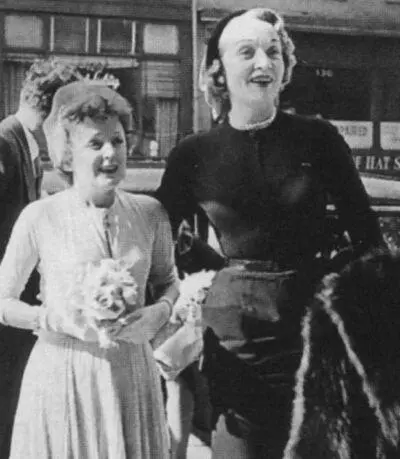 Марлен Дитрих свидетельница на свадьбе Эдит Пиаф 1952 г Съемки фильма - фото 45