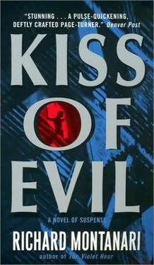 Richard Montanari Kiss Of Evil обложка книги