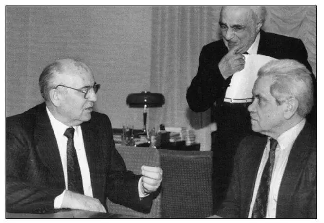 How can we survive Gorbachev discusses the bleak future for the Soviet Union - фото 6