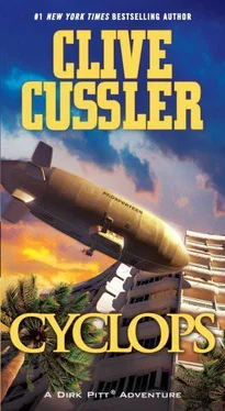 Clive Cussler Cyclops обложка книги