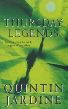 Quintin Jardine Thursday legends обложка книги