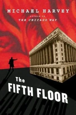 Michael Harvey The Fifth Floor обложка книги