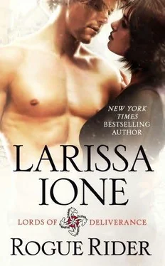 Larissa Ione Rogue Rider обложка книги