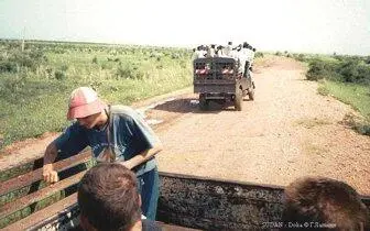 Дорога становилась все хуже машина сломалась чинилась при свете моего - фото 183