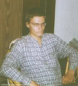 3 Лапшин Григорий 25 лет Сильно утомлял своих товарищей тем что пытался - фото 385