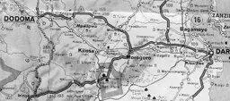 Мимо проезжали местные машины совсем как у нас в России водители жестами - фото 422