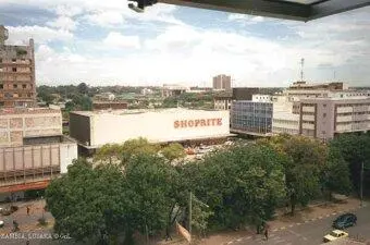 В городах Замбии на центральной улице появились супермаркеты сети SHOPRAITE - фото 438