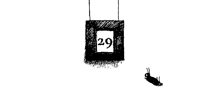 План вырисовывается Марвин пристроился рядом с четырьмя миниатюрными шедеврами - фото 91