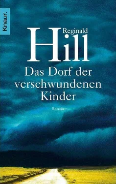 Reginald Hill Das Dorf der verschwundenen Kinder